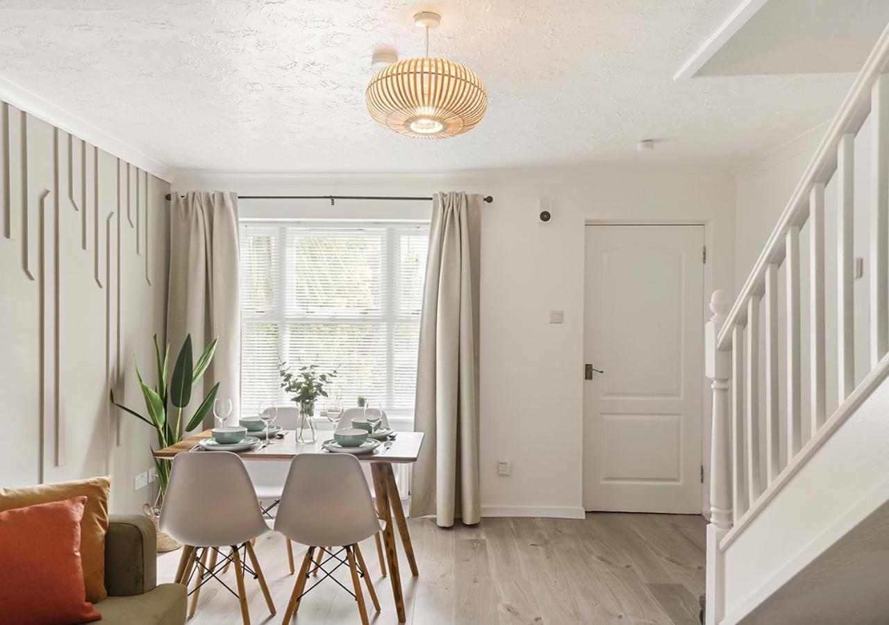 East London House Near Tube With Parkingヴィラ エクステリア 写真